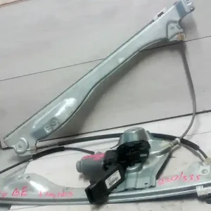 Alacsony ár RENAULT CLIO 06-09 Bal első ablakemelő szerkezet elektromos elektromosbontott alkatrész