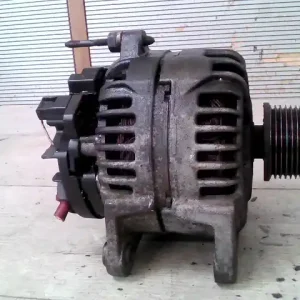 Árcsökkenés RENAULT CLIO 06-09 Generátor, dízel bontott alkatrész