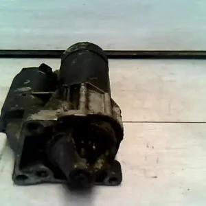 Szuper akció RENAULT CLIO 90-96 önindító. benzines bontott alkatrész