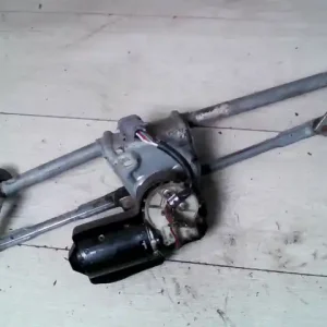 Bestseller RENAULT CLIO 98-01 Ablaktörlő mechanika motorral első bontott alkatrész