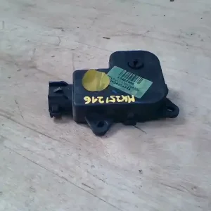 Vásárlói kedvenc RENAULT ESPACE 02.11.01-06.02.28 Fűtésszabályzó zsalu állító motor bontott alkatrész