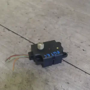 Végkiárusítás RENAULT MEGANE 02-05 Fűtés állító motor 1.6 i bontott alkatrész