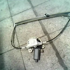 Ajánlat RENAULT MEGANE 95-99 Jobb első ablakemelő szerkezet elektromos bontott alkatrész