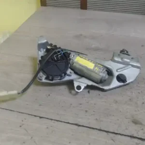 Vásárlói kedvenc RENAULT MEGANE 95-99 Ablaktörlő motor hátsó 5 ajtós bontott alkatrész