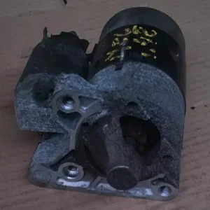 Akciós ár RENAULT R19 92- önindító. benzines bontott alkatrész