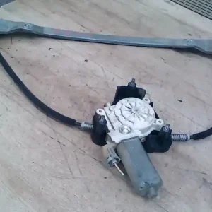 Végkiárusítás RENAULT THALIA 02.03-08.10 Jobb első ablakemelő szerkezet elektromos 4 ajtós bontott alkatrész