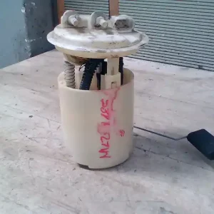 Szuper akció RENAULT THALIA 02.03-08.10 üzemanyag szivattyú 1.2i bontott alkatrész