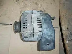 SAAB 900 Generátor.benzines bontott alkatrész Azonnali szállítás