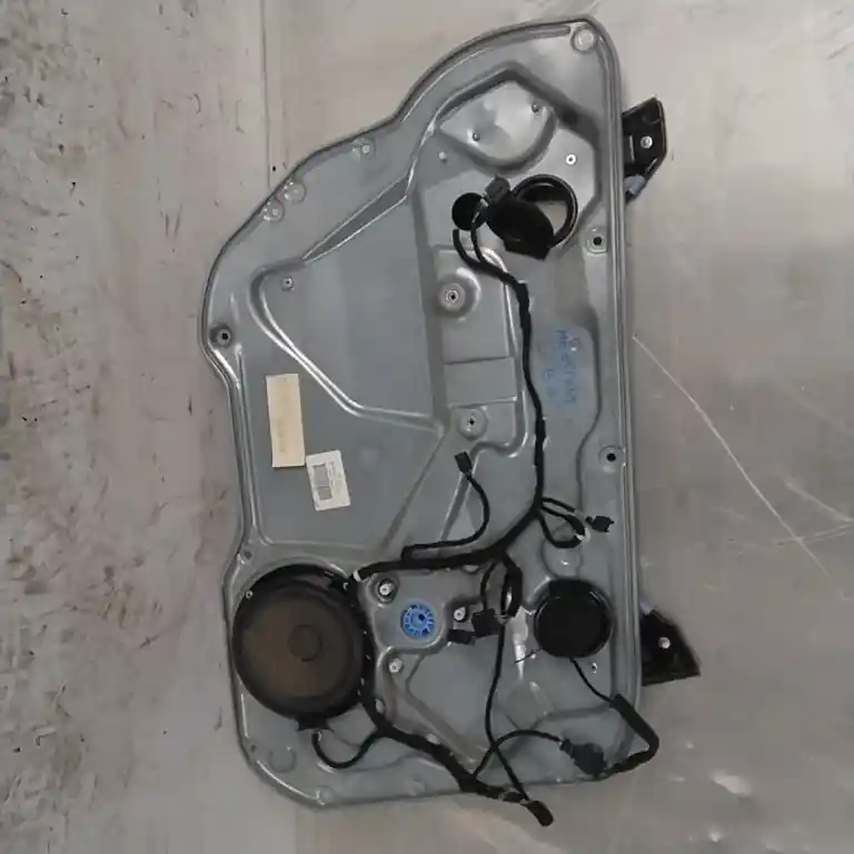 SEAT CORDOBA 02.09-08.02 Bal első ablakemelő szerkezet elektromos bontott alkatrész Akció