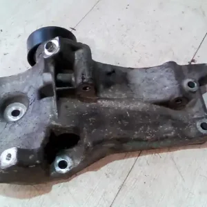 Expressz kézbesítés SEAT CORDOBA 02.09-08.02 Generátor tartó bak bontott alkatrész