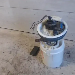 Árengedmény SEAT CORDOBA 02.09-08.02 üzemanyag szivattyú 1.2 i bontott alkatrész