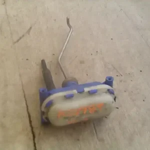 Expressz kézbesítés SEAT CORDOBA 93-99 Csomagtérajtó központi zár motor bontott alkatrész