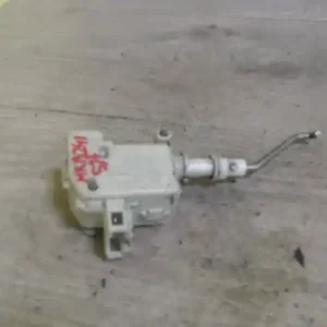 Rendeld meg most SEAT CORDOBA 93-99 Csomagtérajtó központi zár motor 4 ajtós bontott alkatrész