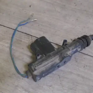 Csak ma SEAT CORDOBA 93-99 Jobb hátsó központi zár motor 4 ajtós bontott alkatrész