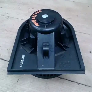 Árcsökkenés SEAT CORDOBA 99-02 Fűtőmotor nem klímás 1.6i bontott alkatrész