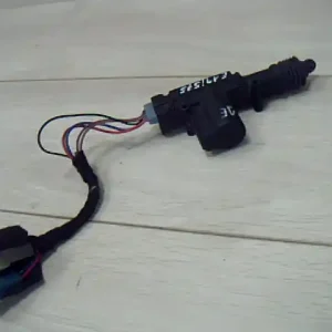 Expressz kézbesítés SEAT CORDOBA 99-02 Jobb első központi zár motor utángyártottbontott alkatrész