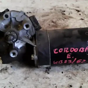 Vedd meg most SEAT CORDOBA 99-02 Ablaktörlő motor első 5 vezetékes bontott alkatrész