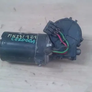 SEAT CORDOBA 99-02 Ablaktörlő motor első bontott alkatrész Biztonságos fizetés