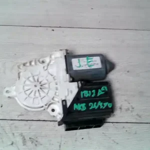 SEAT IBIZA 02-08 Jobb első ablakemelő motor bontott alkatrész Olcsóbb