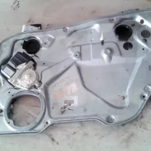 Legnépszerűbb SEAT IBIZA 02-08 Jobb első ablakemelő szerkezet elektromos 5 ajtósbontott alkatrész