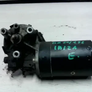 SEAT IBIZA 93-99 Ablaktörlő motor első 5 vezetékes bontott alkatrész Rendeld meg most