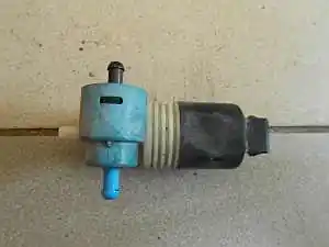 Expressz kézbesítés SEAT IBIZA 93-99 Ablakmosó motor első bontott alkatrész