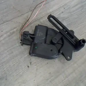 Árcsökkenés SEAT LEON 99- Fűtésszabályzó zsalu állító motor bontott alkatrész