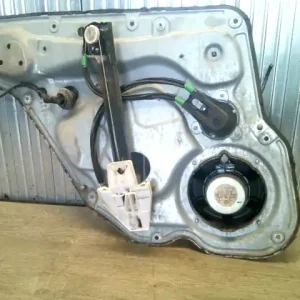 Árengedmény SEAT LEON 99- Jobb hátsó ablakemelő szerkezet elektromos bontott alkatrész