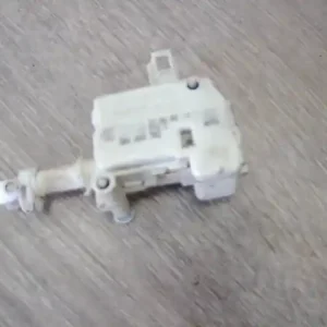 SEAT LEON 99- Központizár motor bontott alkatrész Legkelendőbb