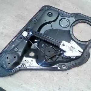 SEAT Toledo 1999.04.01-2004.09.30 Jobb hátsó ablakemelő szerkezet elektromos motor nélkül bontott alkatrész Szezonális akció