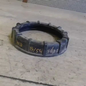 Népszerű SKODA FABIA 07-10 üzemanyag szivattyú befogató műanyag anya 1.4 i bontott alkatrész