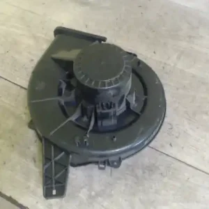 SKODA FABIA 99-07 Fűtőmotor 1.2 i bontott alkatrész Gyors szállítás