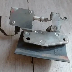 Biztonságos fizetés SKODA FABIA 99-07 Csomagtérajtó központi zár motor bontott alkatrész