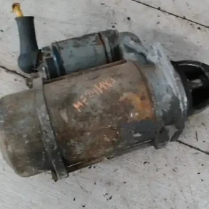 Vásárlói kedvenc SKODA FAVORIT FORMAN önindító. benzines bontott alkatrész