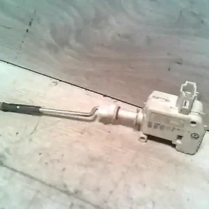 Szuper akció SKODA Octavia (1U) 1997.03.01-2011.08.31 Központizár motor tankajtóhoz bontott alkatrész