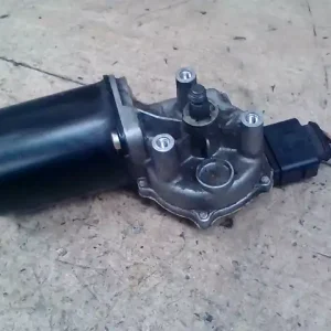 Gyors szállítás SKODA OCTAVIA 00-04 Ablaktörlő motor első bontott alkatrész