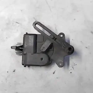 Alacsony ár SKODA OCTAVIA 97-00 Fűtésszabályzó zsalu állító motor bontott alkatrész