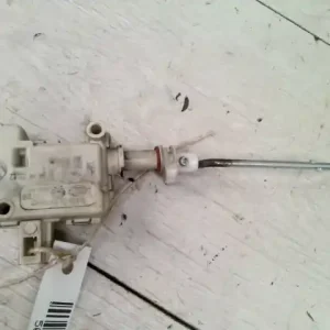 SKODA OCTAVIA 00-04 Központizár motor tankajtóhoz bontott alkatrész Szuper ajánlat