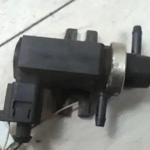 Árcsökkenés SKODA OCTAVIA 00-04 Vákuum szelep bontott alkatrész