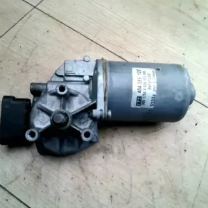 SMART ForTwo Ablaktörlő motor első bontott alkatrész Legnépszerűbb