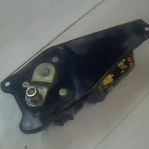 Alacsony ár SUZUKI BALENO 95-98 Ablaktörlő motor első bontott alkatrész