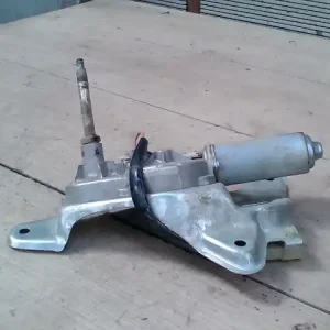 Gyors szállítás SUZUKI IGNIS Ablaktörlő motor hátsó 5 ajtós bontott alkatrész