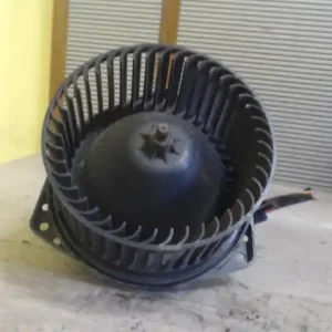 Akciós ár SUZUKI IGNIS Fűtőmotor 1.3 i bontott alkatrész