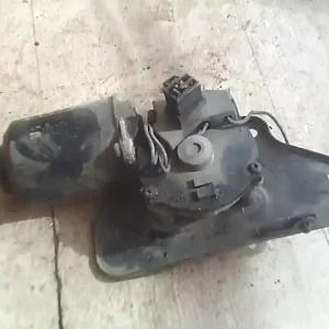 Vedd meg online SUZUKI SWIFT 89-96 Ablaktörlő motor első bontott alkatrész