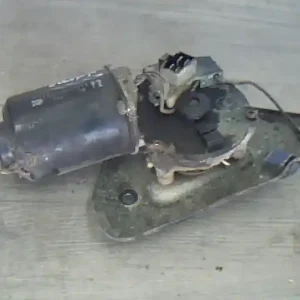 Akció SUZUKI SWIFT 89-96 Ablaktörlő motor első 5 ajtós bontott alkatrész