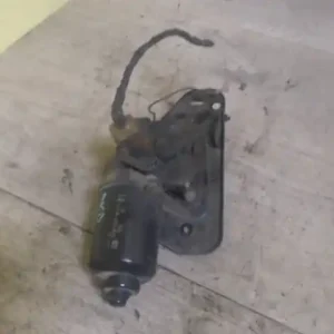 Akció SUZUKI SWIFT 89-96 Ablaktörlő motor első 4 ajtós bontott alkatrész