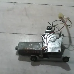 Alacsony ár SUZUKI SWIFT 89-96 Ablaktörlő motor hátsó bontott alkatrész