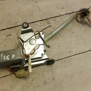 Vedd meg online SUZUKI SWIFT 89-96 Ablaktörlő motor hátsó bontott alkatrész