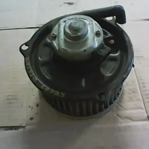 Expressz szállítás SUZUKI SWIFT 89-96 Fűtőmotor bontott alkatrész