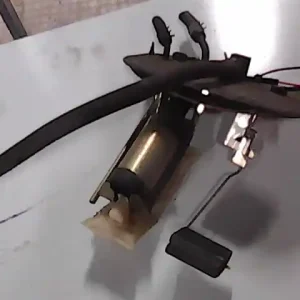 SUZUKI SWIFT 89-96 üzemanyag szivattyú bontott alkatrész Olcsó